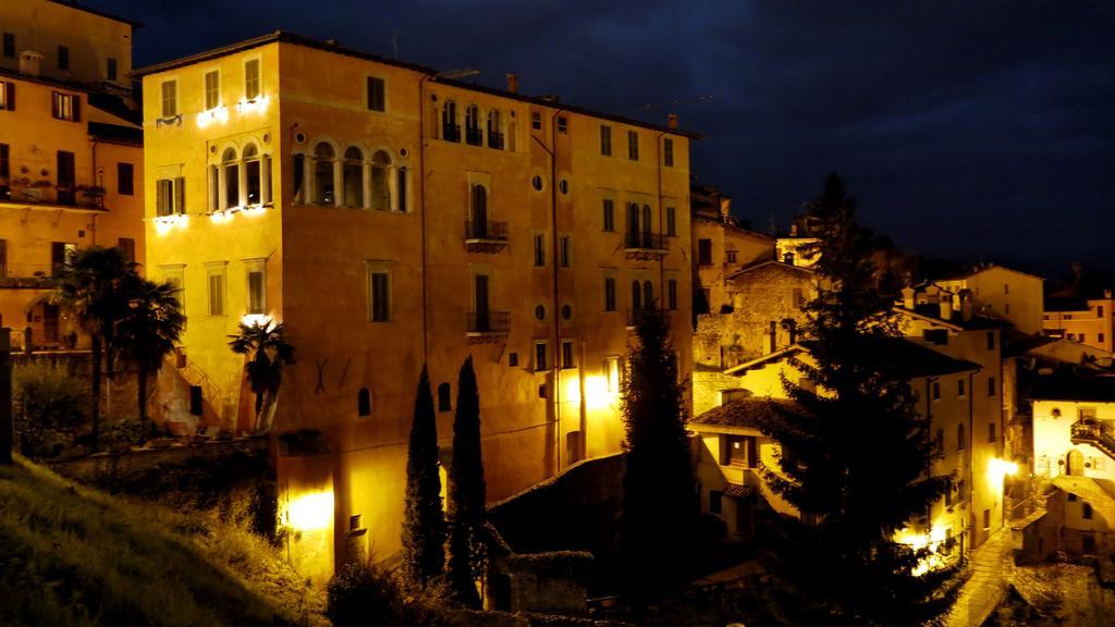 Hotel Clarici Spoleto Exteriör bild
