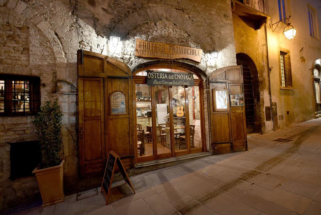 Hotel Clarici Spoleto Exteriör bild