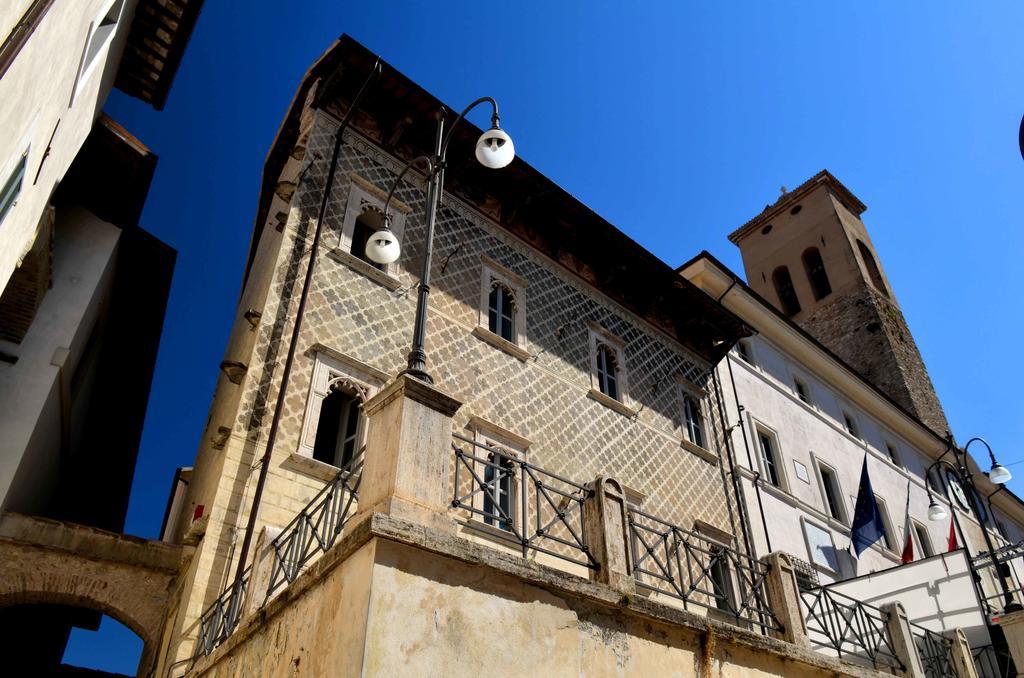 Hotel Clarici Spoleto Exteriör bild
