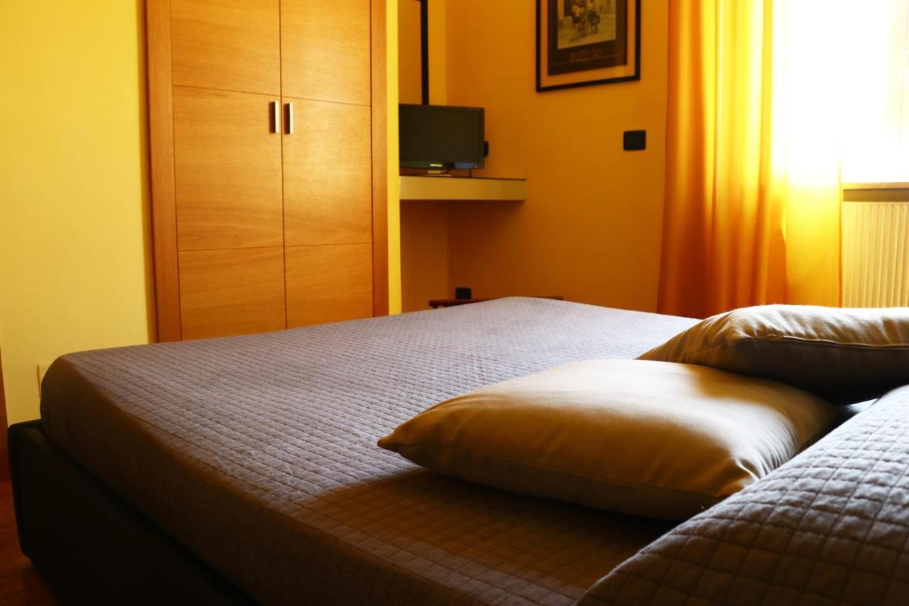 Hotel Clarici Spoleto Exteriör bild