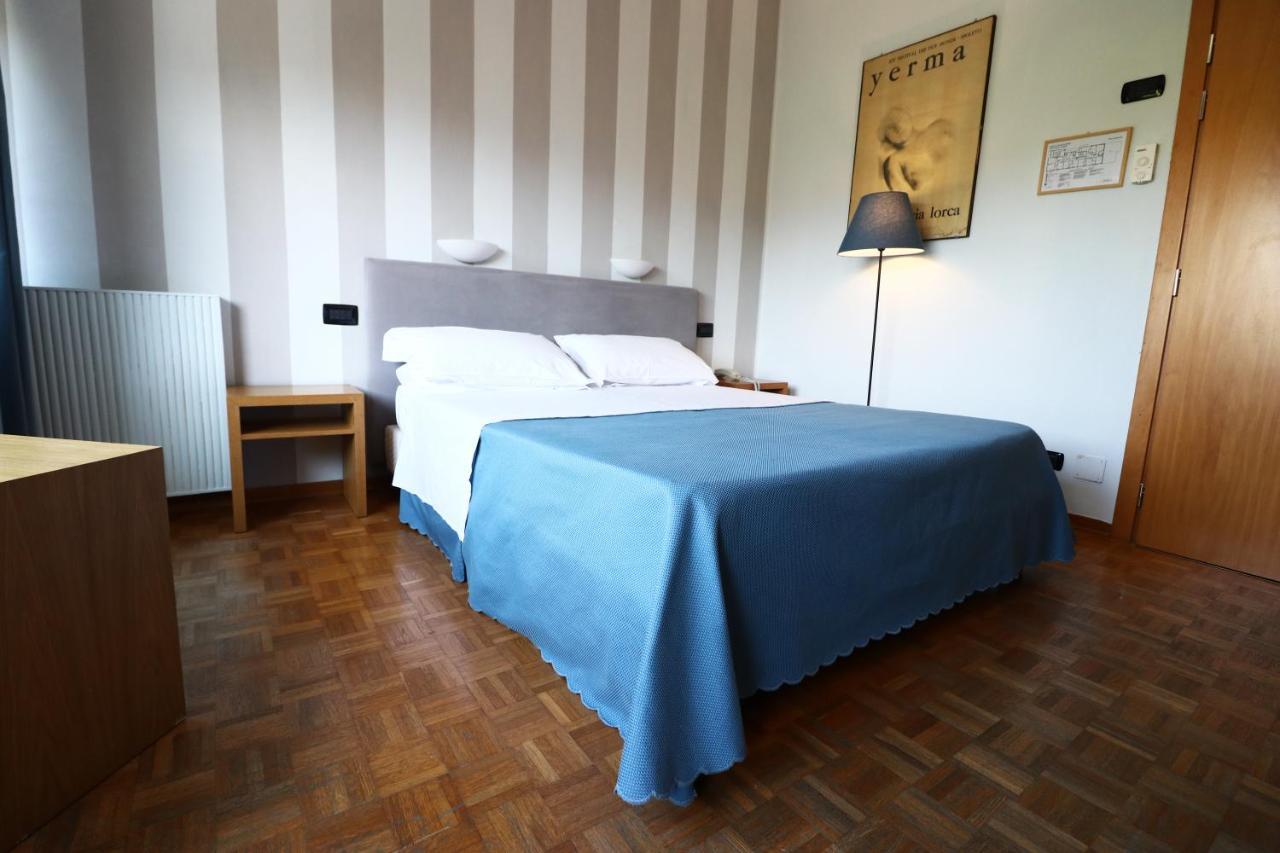 Hotel Clarici Spoleto Exteriör bild